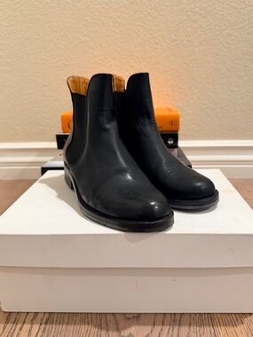 Ganni Black Leather Chelsea Boots with Tan Lining
